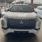 ميتسوبيشي اوتلاندر فل كامل بلاك سام 2025