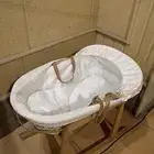 كرسي وطاولة وسرير اطفال