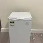 ثلاجة صغيرة