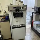 مكينه اي سكريم المبتكر استخدام قليل