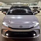 2025 كامري هايبرد LE