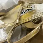 كعب جديد ماركة ديون اصلي مقاس 40