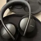 سماعات Bose 700