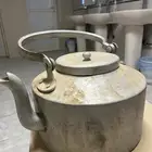 ابريق قديم عند الوالد من عام 1999 هجري
