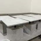 طاوله ارضيه للبيع مع سته خدمه. خابيه من العيوب.