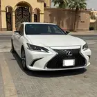 لكزس هايبرد Es300 hybrid موديل 2020