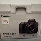 كاميرا كانون EOS 250D
