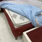 سرير للبيع