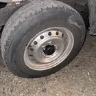 للبيع طقم بلد 4 كفرات مع جنوط