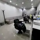 لتقبيل حلاق في ظهرة لبن شارع جبل الدخان