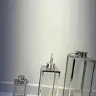 نظيفه جدا لكن الكبيره مفكوك مسمارها