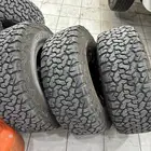 للبيع كفرات وايد واي نص حجري مع جنوط تركب علي سيارات فورد