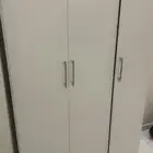 دولاب جديد نظيف للبيع ب 200