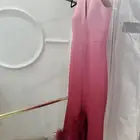 فستان جميل وأنيق وبحالة جيدة