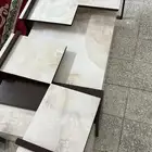 طاوله كبيره مع اربعه خدمه