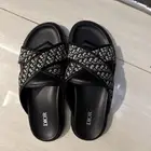 زبيريه ماركة ديور جديد مقاس 43