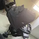 كرسي سيارة مع عربيه اطفال ماركة joie