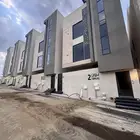 للبيع شقق دور ثانى مع ملحق وسطح حى الحسام مكتمل الخدمات