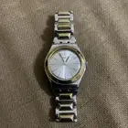 ساعة swatch نسائية