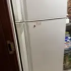 ثلاجة للبيع
