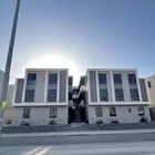 شقة جديدة للايجار بحي تنال الرمال
