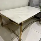 طاولة رخام