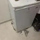 ثلاجة صغيرة