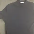 تيشرت شتاء لم يستخدم مده سته اشهر