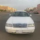 فورد فكتوريا 2003