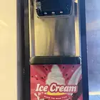 اله الايسكريم