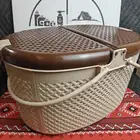 سلة بلاستيك للرحلات