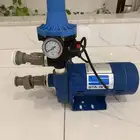 دينمو مضخة مياه استعمال سنتين  بحالة جيدة وما زال يعمل .