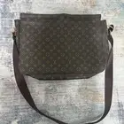 شنطة لابتوب كبيرة