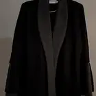 عبايه شتويه للبيع استخدام مره بس