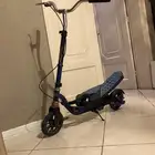 سكوتر مشي للأطفال بحالة ممتازة