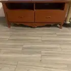 للبيع مكتبة تلفزيون