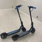 سكوترات للبيع جديدة استخدام نظيف