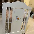 سرير اطفال