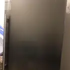 ثلاجة للبيع