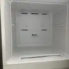 ثلاجه نضيف مافيه ولا شي تبريد قوي ثلج