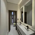 دور أول للبيع حي القادسية