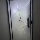 معلم زجاج سكريت جده