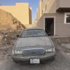 فورد فكتوريا 2004