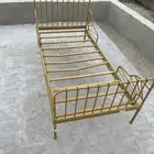 سرير حديد مستعمل بيع عجل