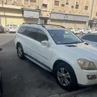 سيارة مرسيدس GL