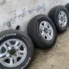 للبيع جنوط لكزاز تركب عل شاص ربع