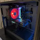 للبيع بي سي قيمنق