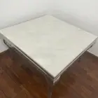 طاولات للبيع