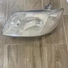 كورلا 2007 انوار قدام مستخدمين و ديكور مكيف و لمبة البريك