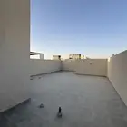 للبيع تاون هاوس بمساحه مميزه حي الجنادريه